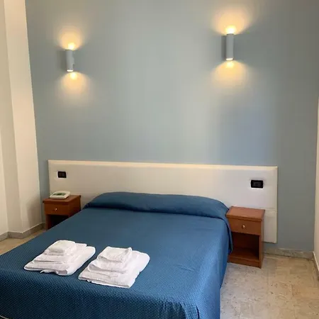 Otel Lungomare 3*
