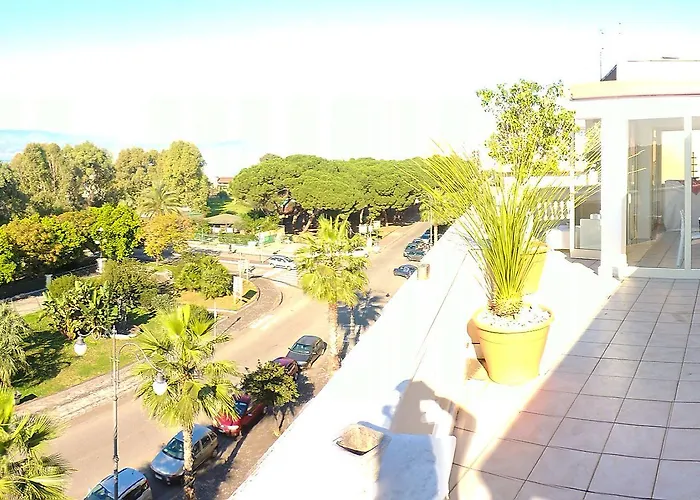 Hotel Lungomare 3*