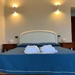 Hotel Lungomare 3*
