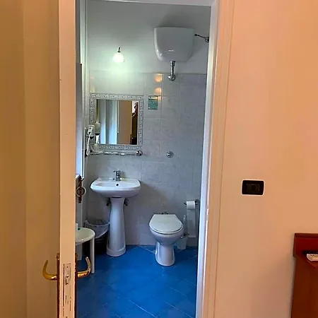 Otel Lungomare 3*
