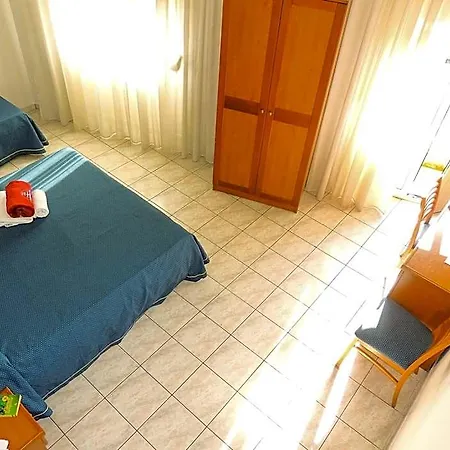 Otel Lungomare 3*