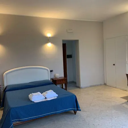 Hotel Lungomare 3*